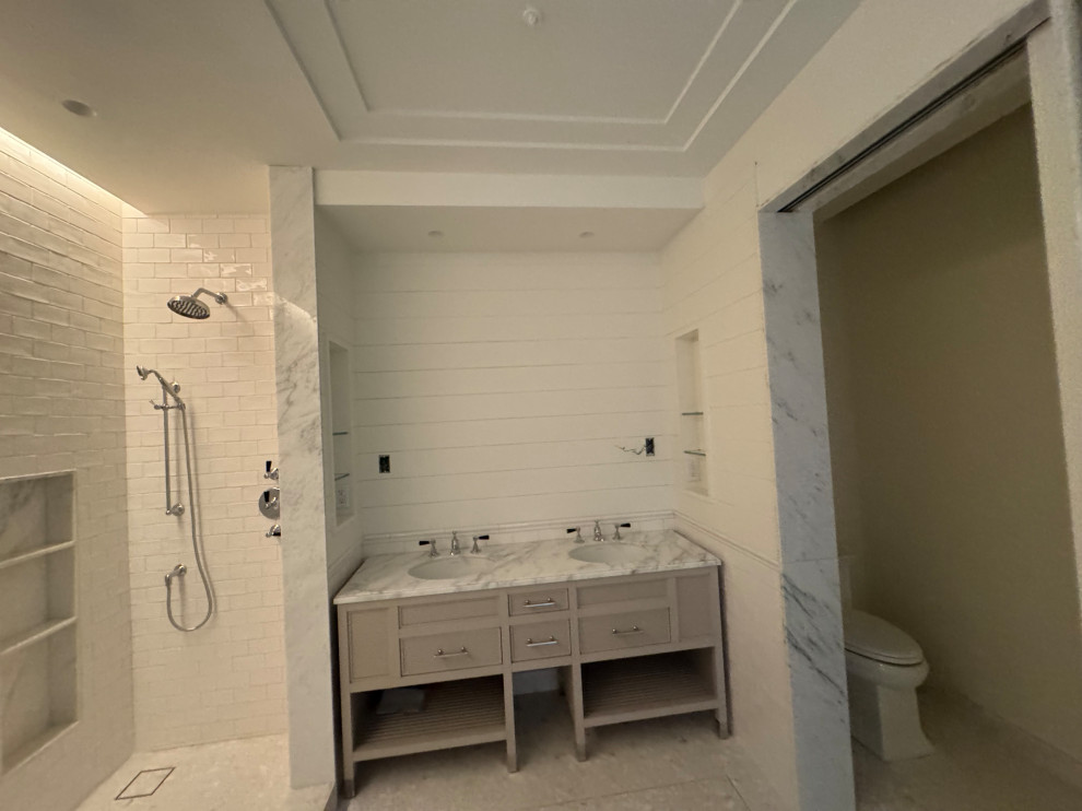 NF301 - Naples Beach Club