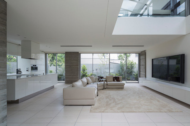 西原の家 modern-living-room