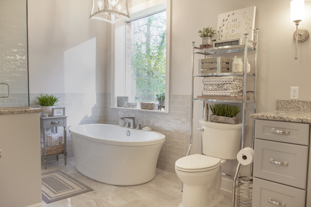 Bathroom - transitional bathroom idea