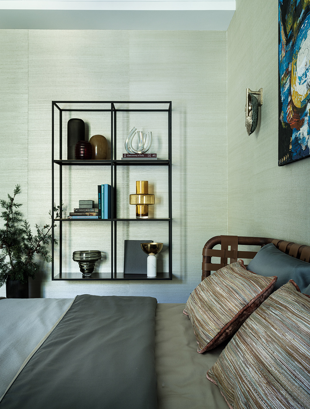 Двухкомнатные апартаменты в премиальном комплексе в Сочи