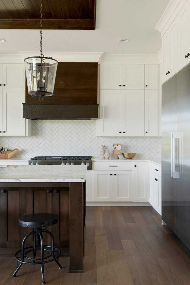 Design ideas for a transitional kitchen in Minneapolis.