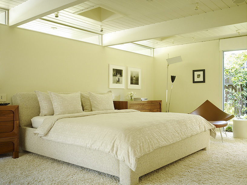 Photo of a midcentury bedroom in San Francisco.