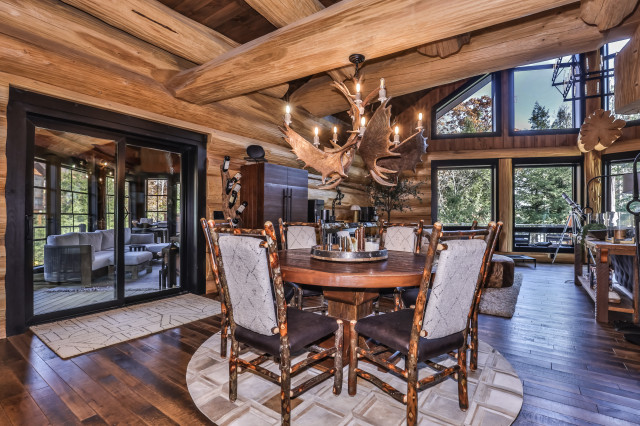 Rustic Log Elegance - Dining Area montagne-salle-a-manger