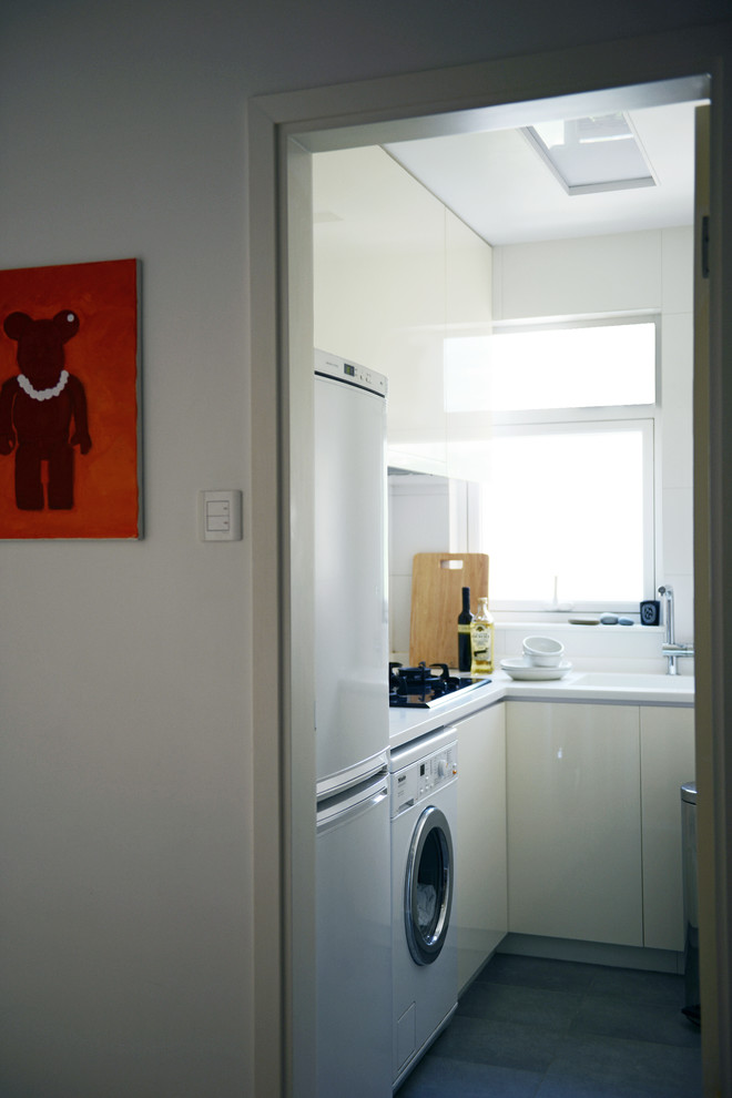 This is an example of a modern laundry room in Hong Kong.