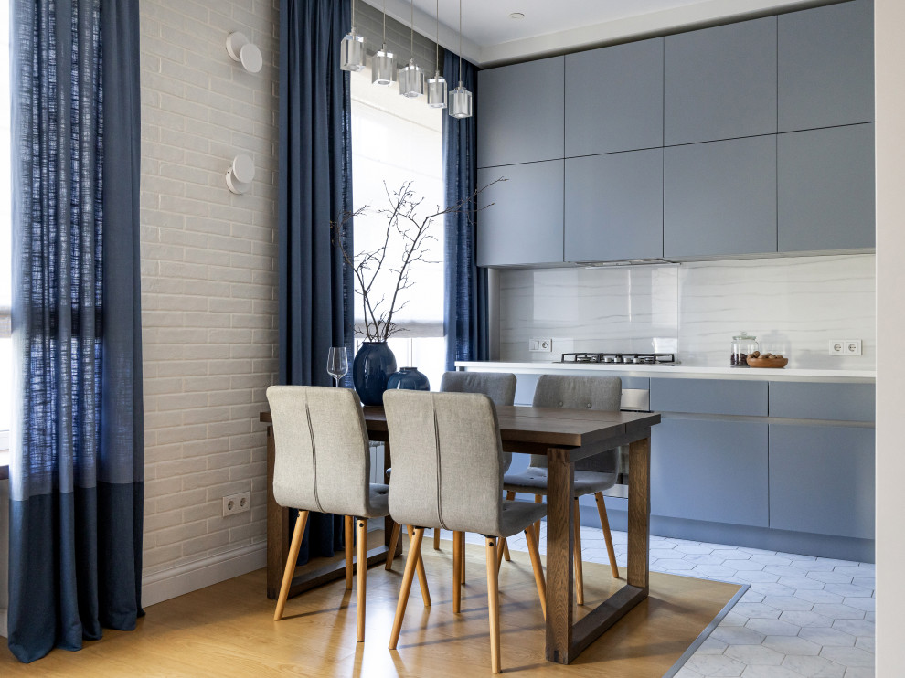 Таврическая 2