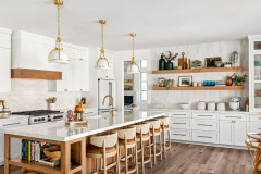 Kitchen of the Week: White and Wood With Personal Touches