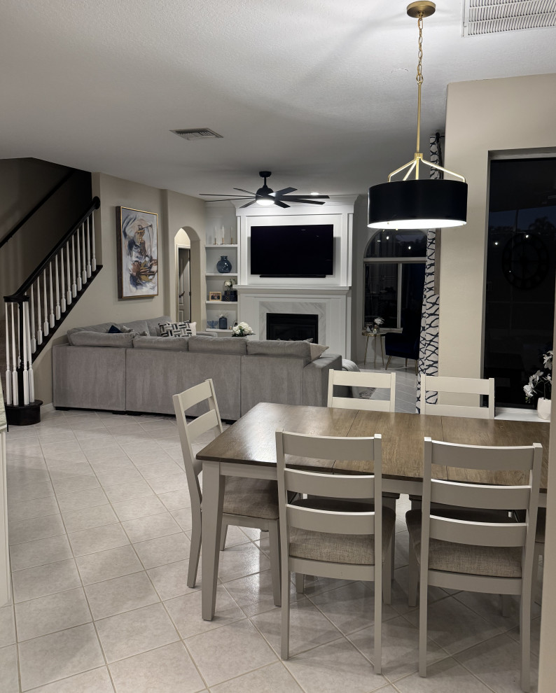 Kitchen & Family Room