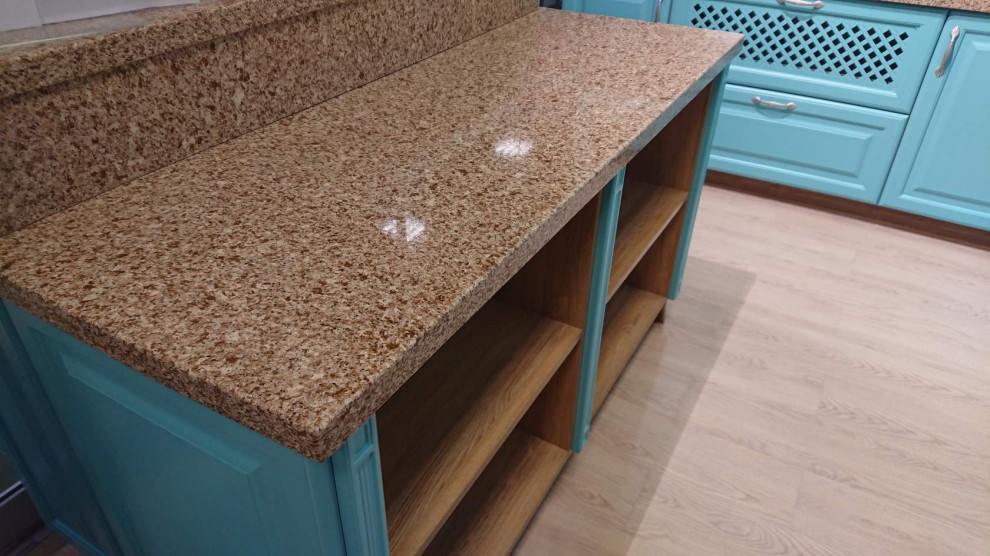 Столешница из кварцевого камня