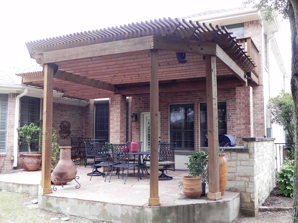 Patio - transitional patio idea in Austin