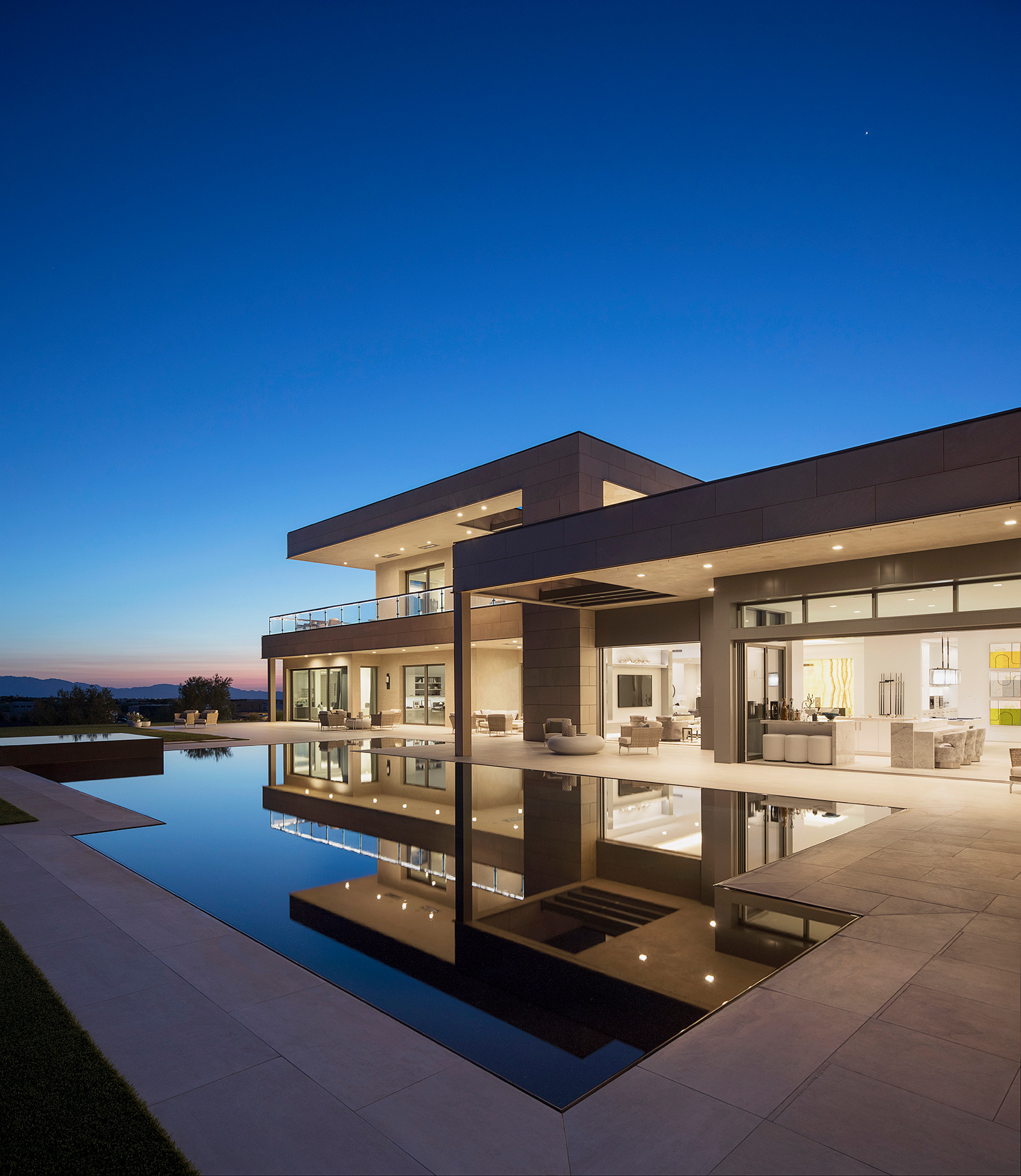 ultra contemporary mansion