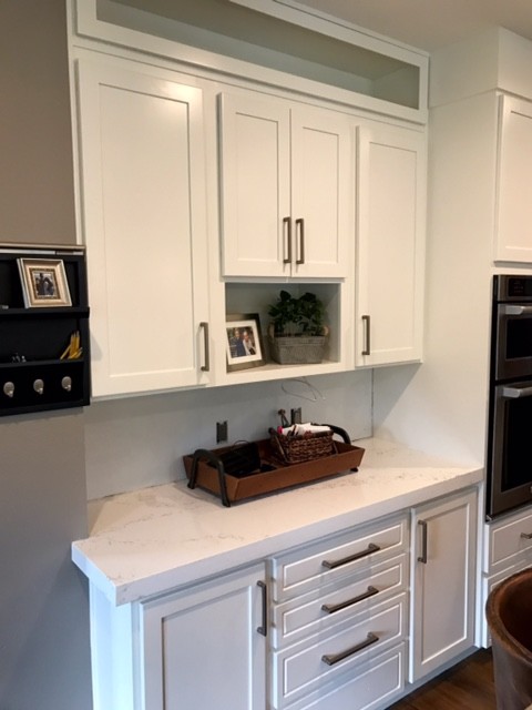 Home design - transitional home design idea