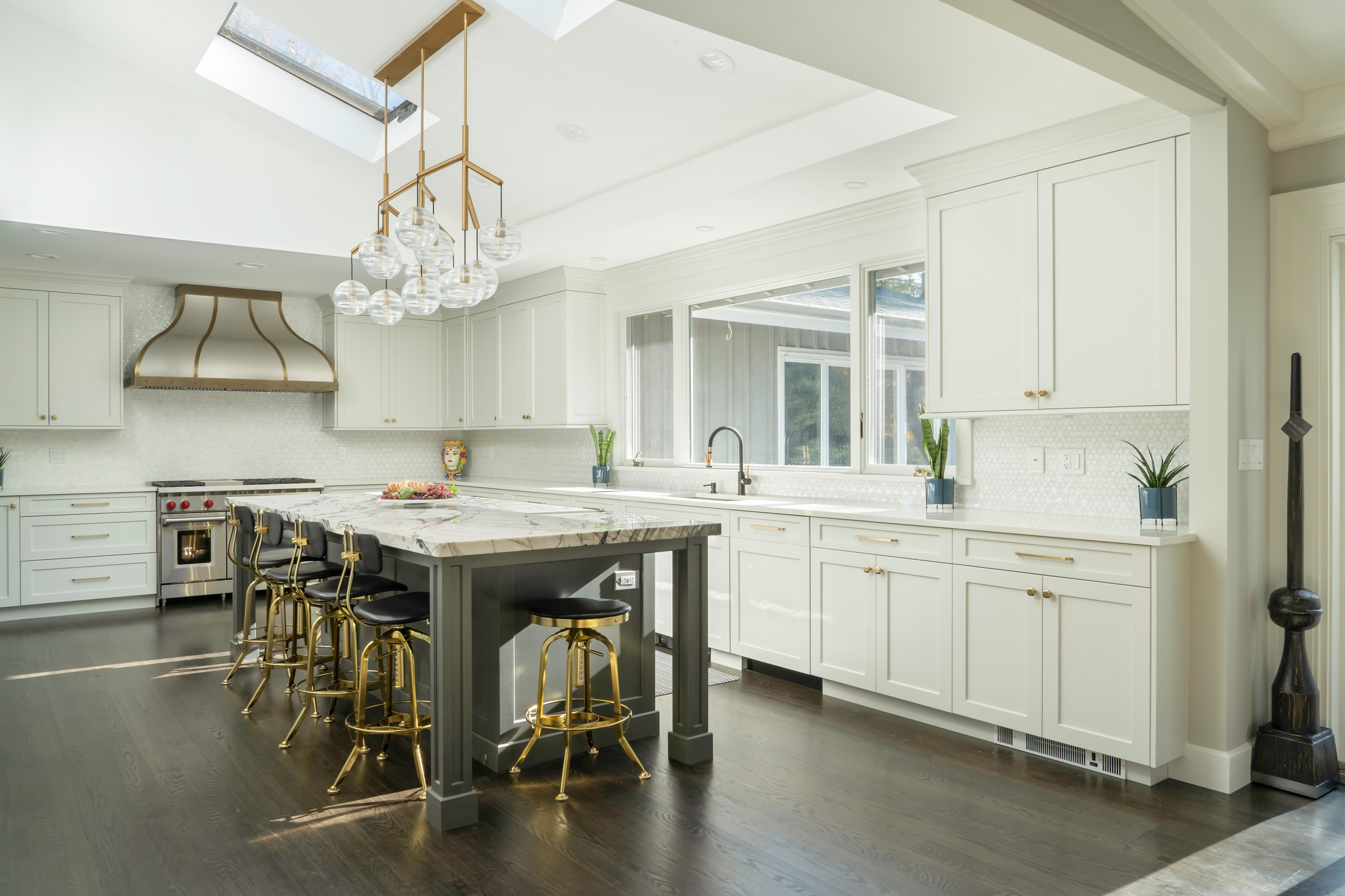 Sophisticated Family Kitchen