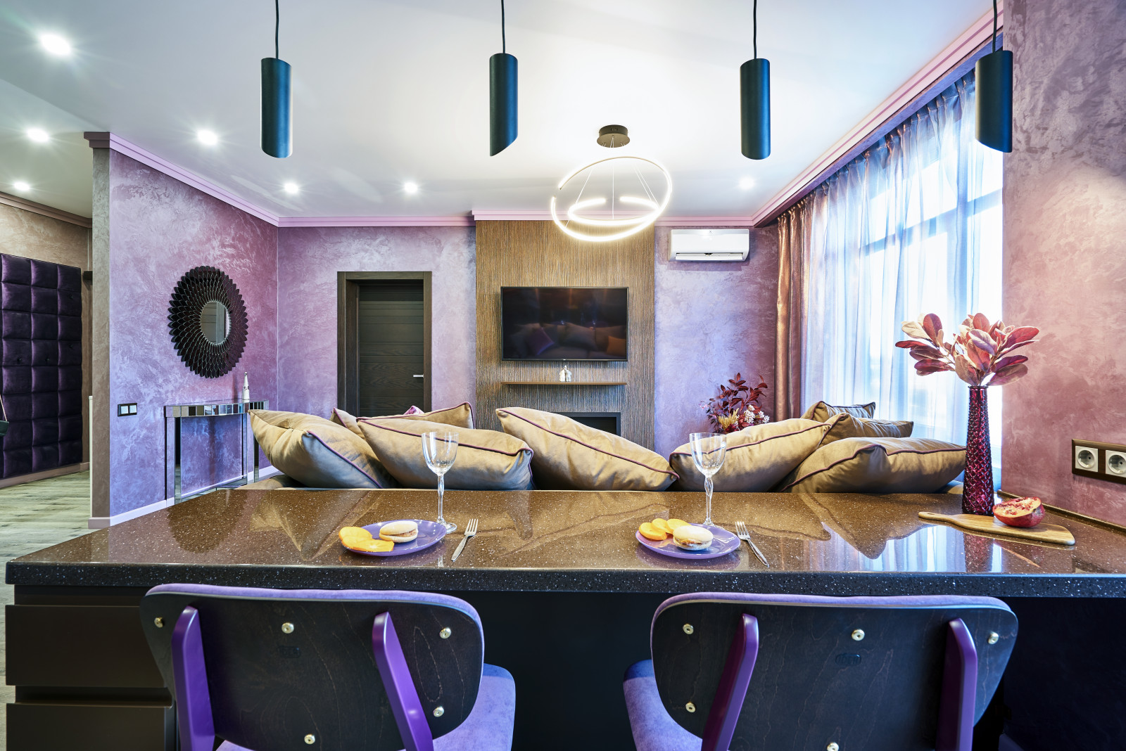 Современный интерьер для маломобильного заказчика