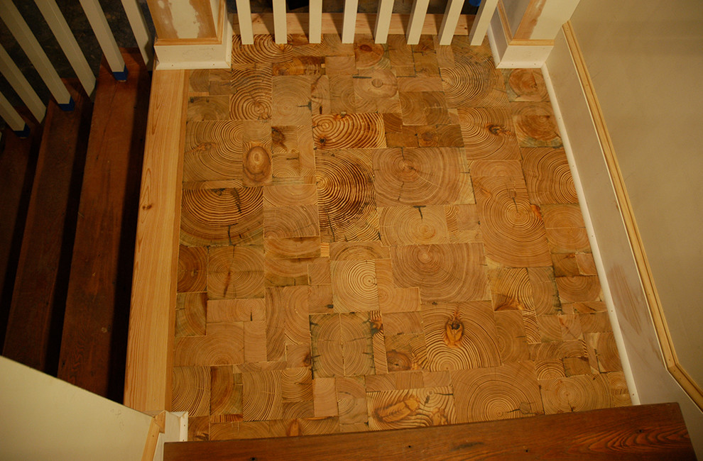Example of a transitional home design design in Charlotte