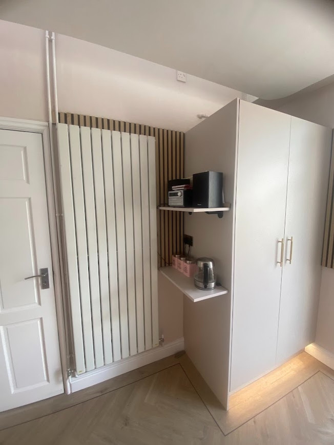 The Burbage Kitchen - Sodermalm - RRP £16,000 - Luxe Price £13,500
