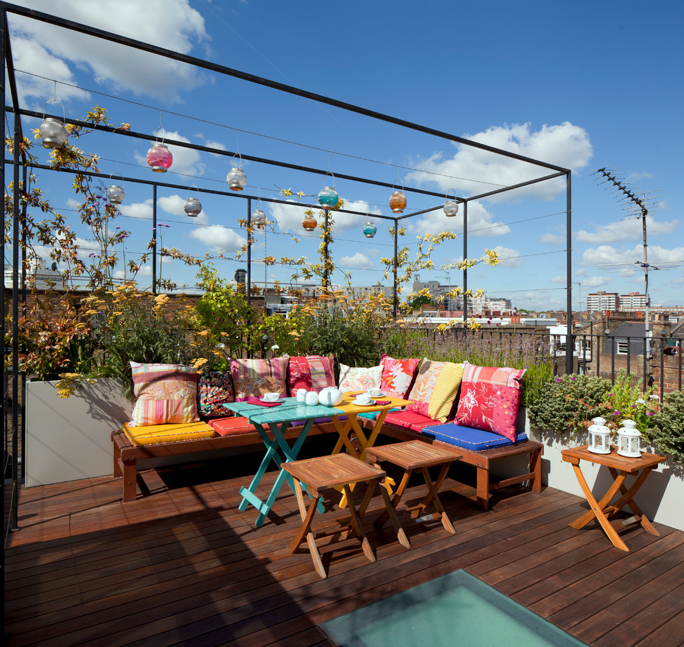 Contemporary deck in London.