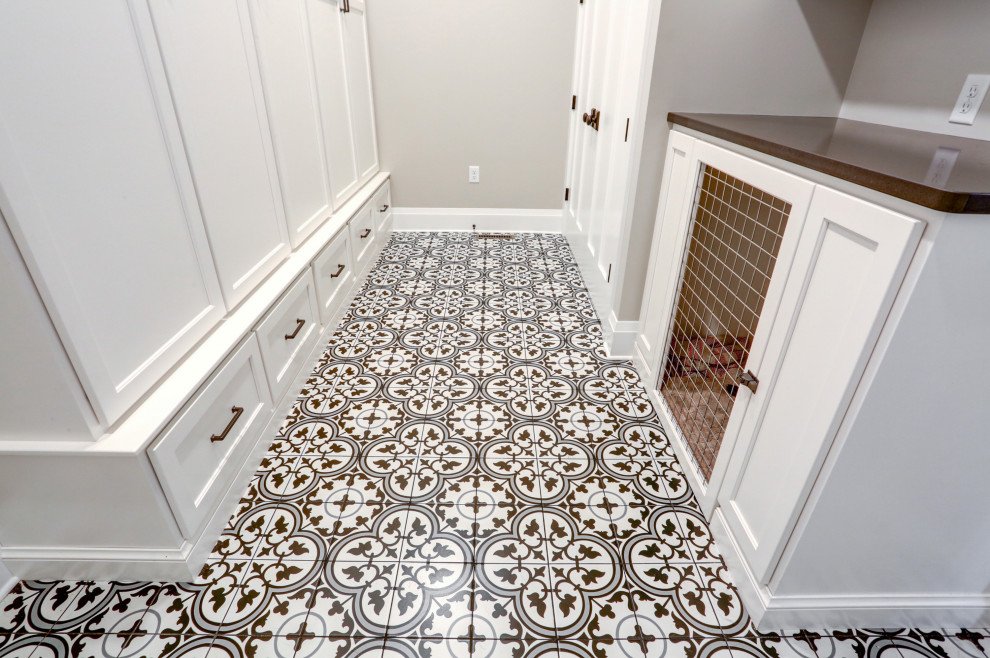 Home design - transitional home design idea