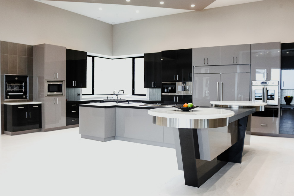 Kitchen - kitchen idea in Orange County