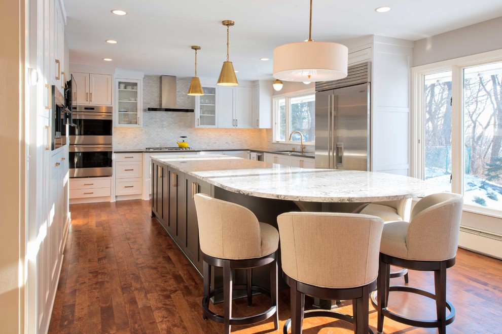 This is an example of a large modern kitchen in Minneapolis.