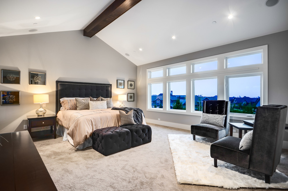 Design ideas for a transitional bedroom in Vancouver.