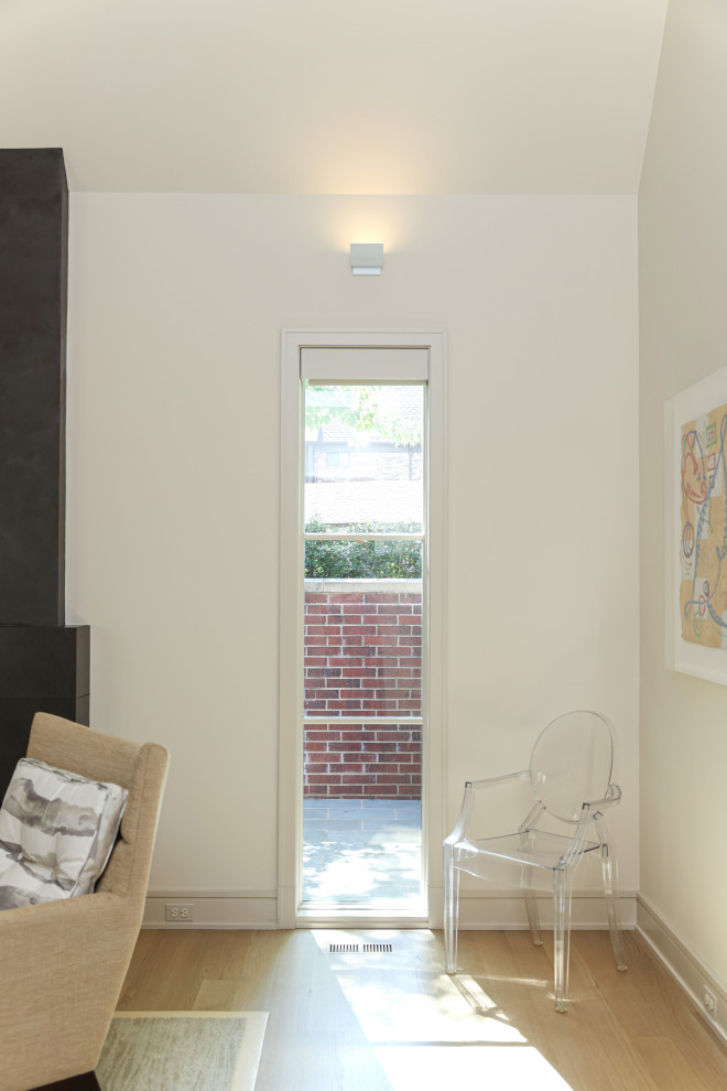 Home design - transitional home design idea