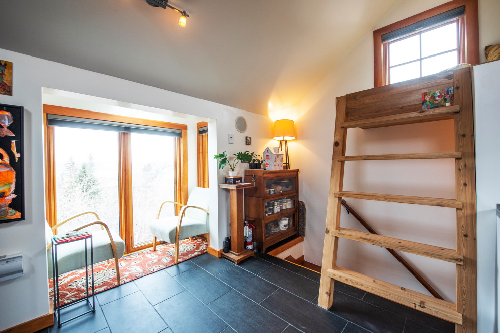 Home office - transitional home office idea