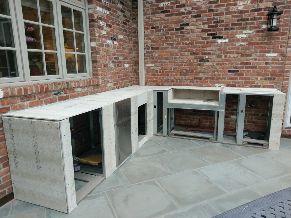Outdoor Kitchens