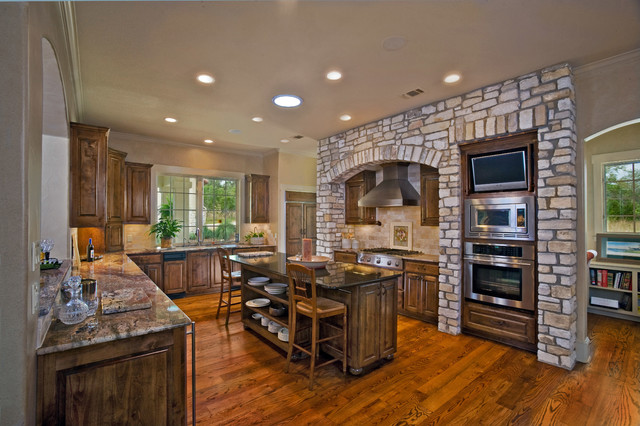 Rustic Italian Style, Traditional Influence in Cordillera Ranch