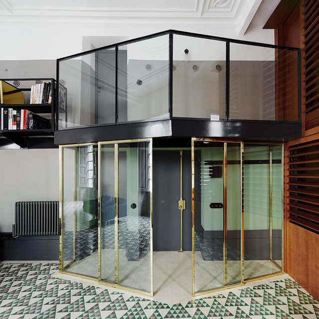 Vivienda Aviny&oacute; hall