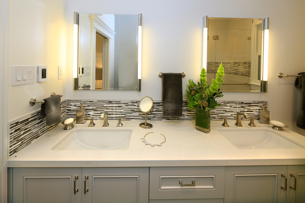 Inspiration for a contemporary bathroom remodel in San Francisco