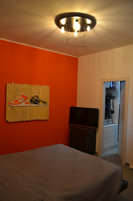 Luce e colore industriell-sovrum