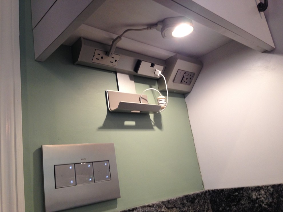 Kitchen - transitional kitchen idea