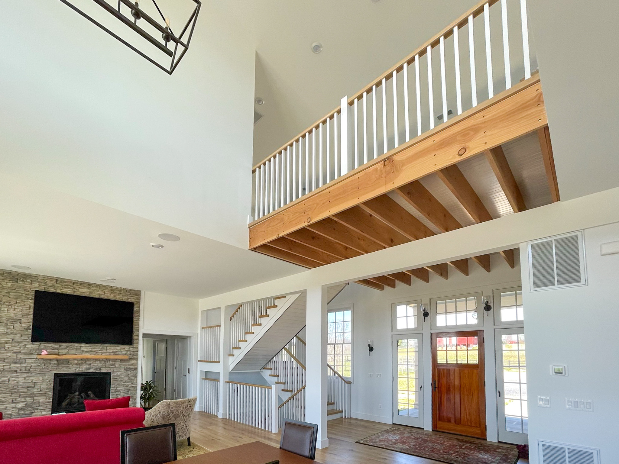 91_U-Shaped Floating Staircase Surrounded by Bucolic Mountain Views, Winchester,