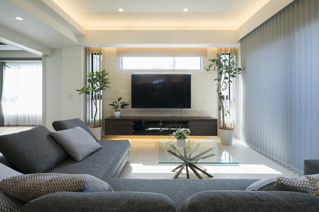 テニスの出来る部屋のある邸宅 moderne-salon