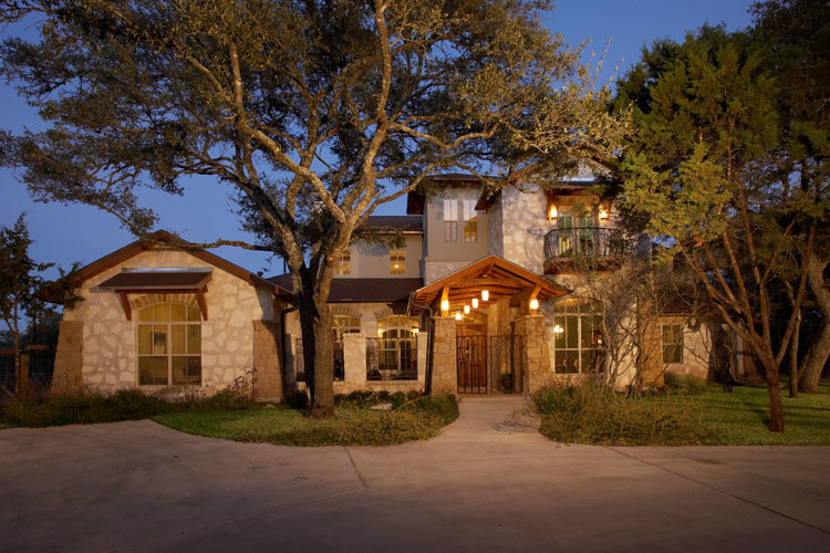 Home design - craftsman home design idea in Austin