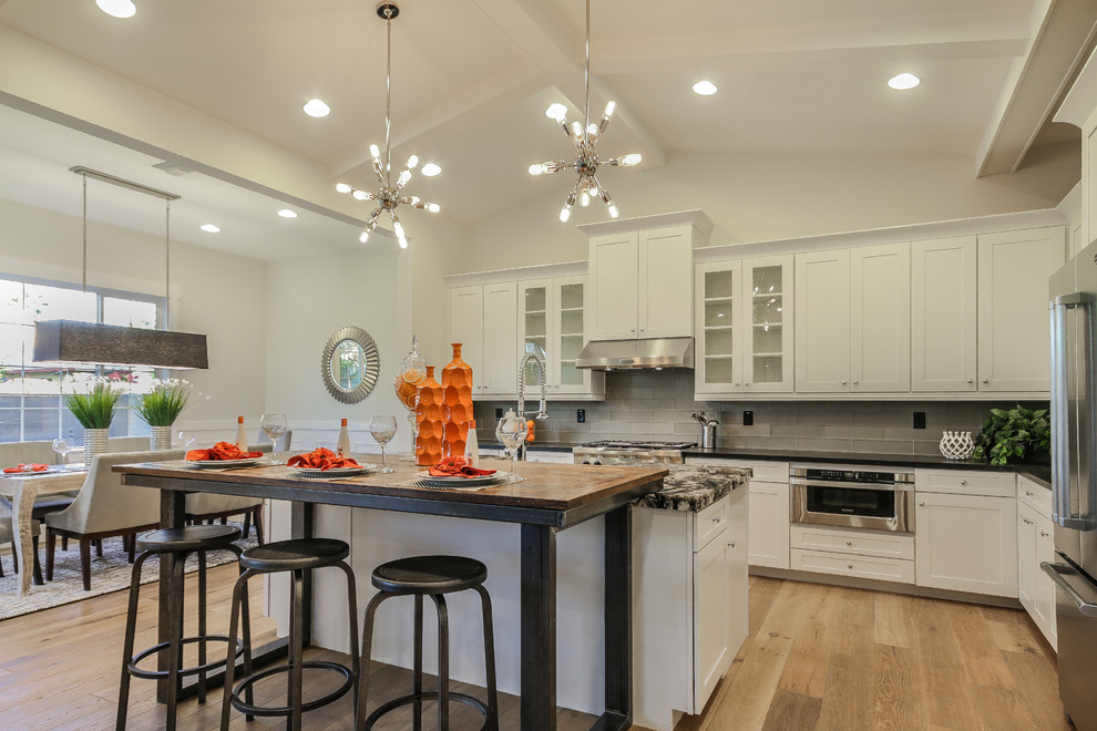 Example of a transitional kitchen design in Phoenix