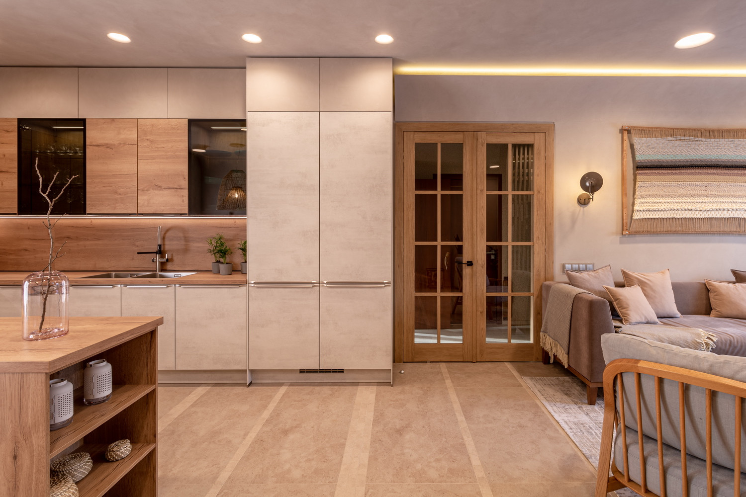 Уютная кухня nobilia в проекте "Дачного ответа" для большой семьи.