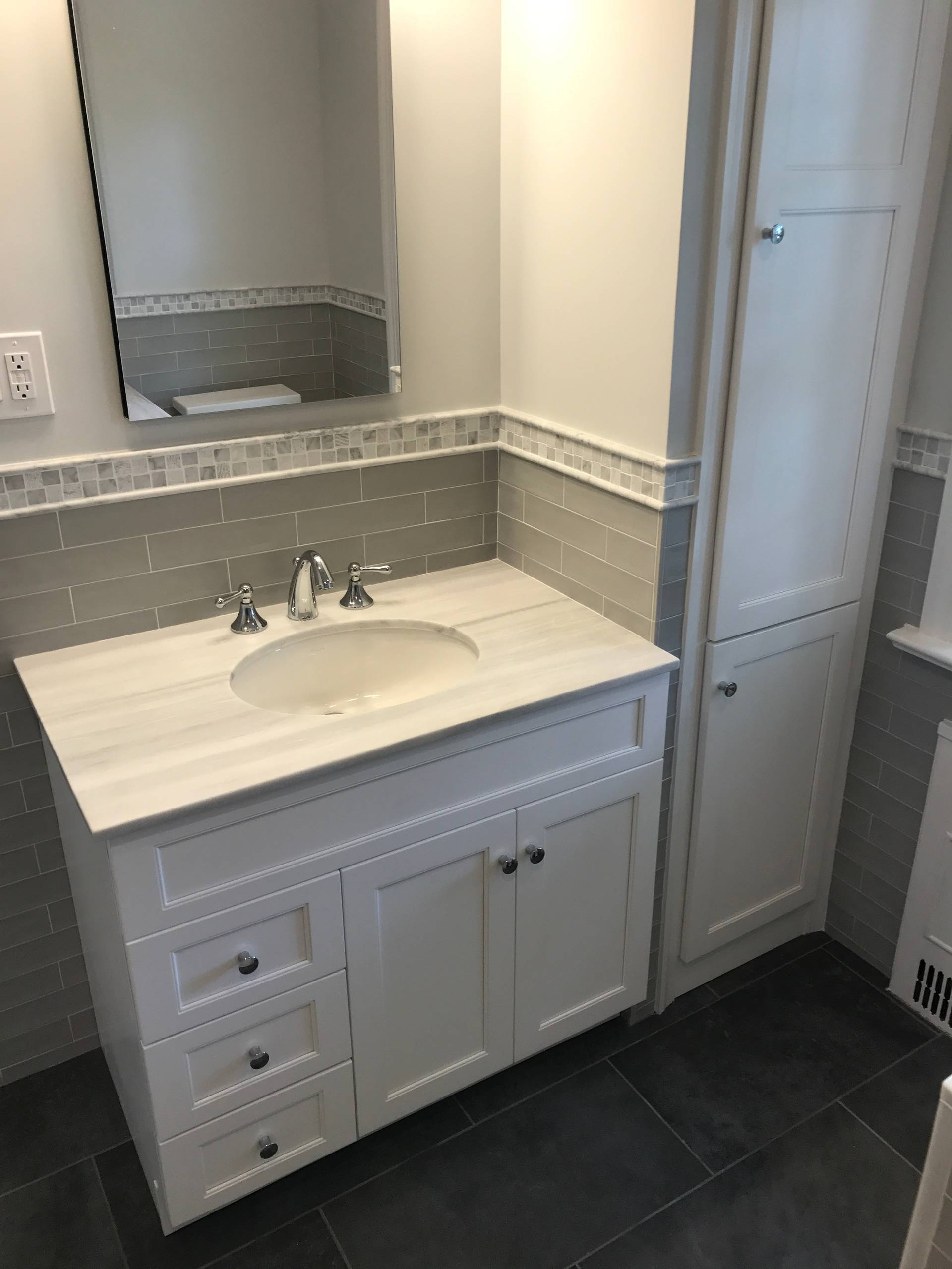 Larchmont guest bathroom