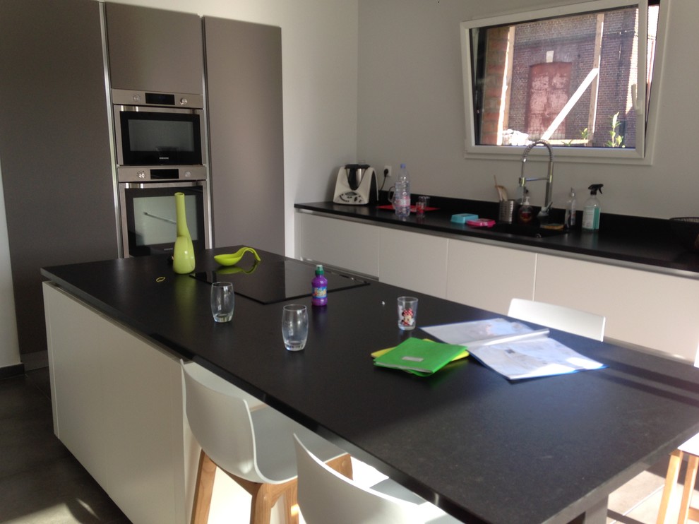 Inspiration pour une cuisine design.