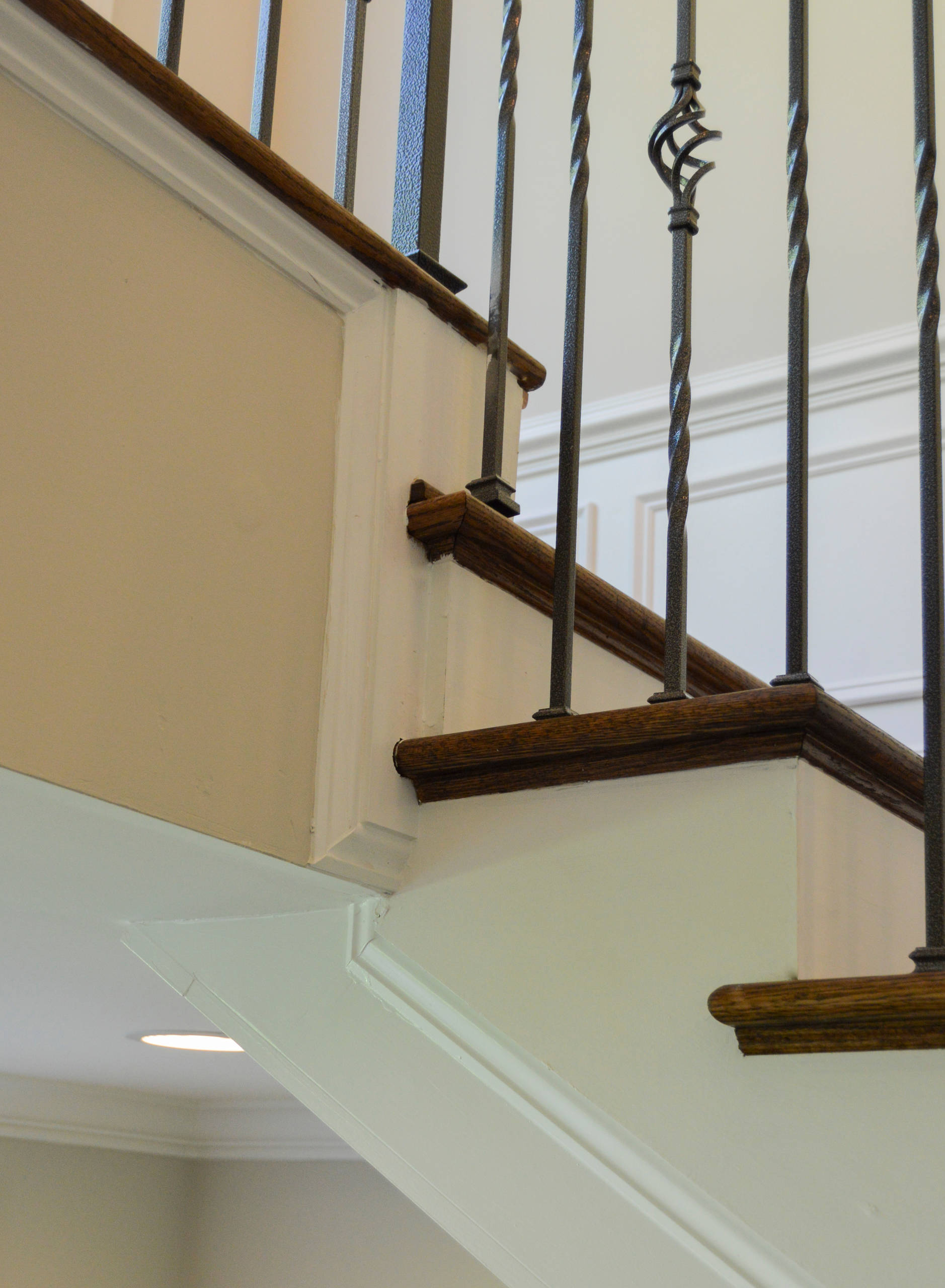 38_European Style Circular Balcony and Multi-level Staircase, Middleburg, VA 201