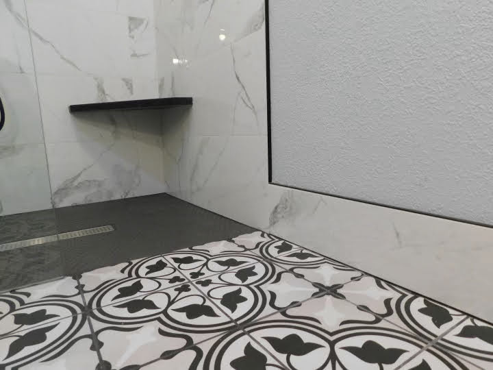 Wright Residence Small Bath