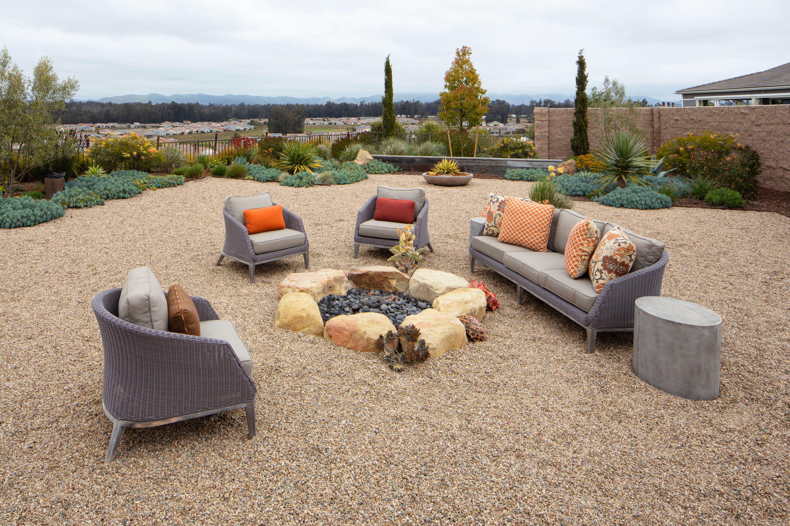 Trilogy Landscape and Outdoor Kitchen