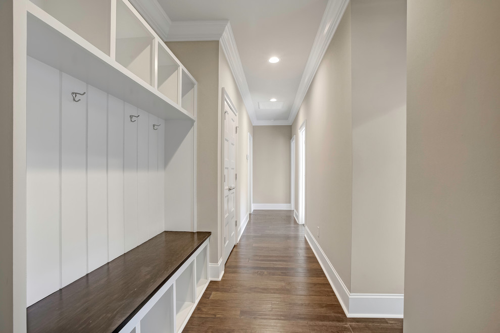 Home design - transitional home design idea