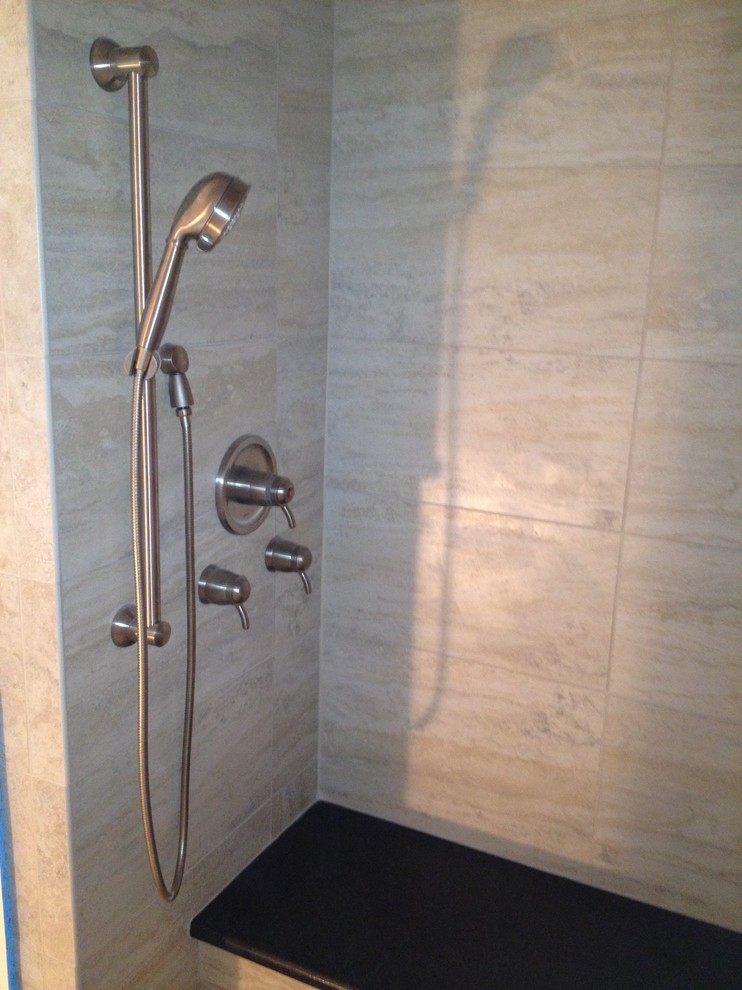 Mid-sized transitional master ceramic tile alcove shower photo with beige walls