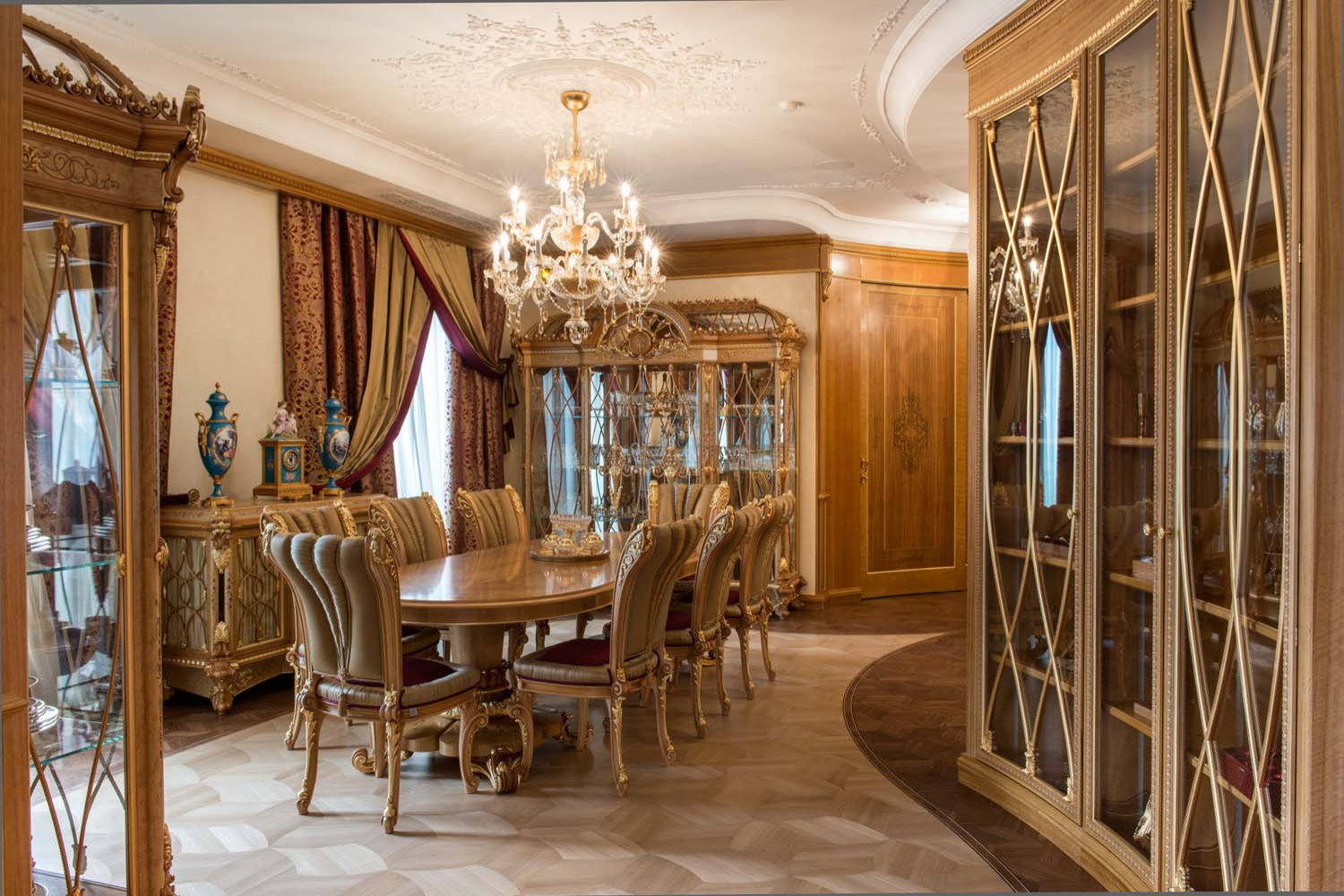 Гранатовый браслет