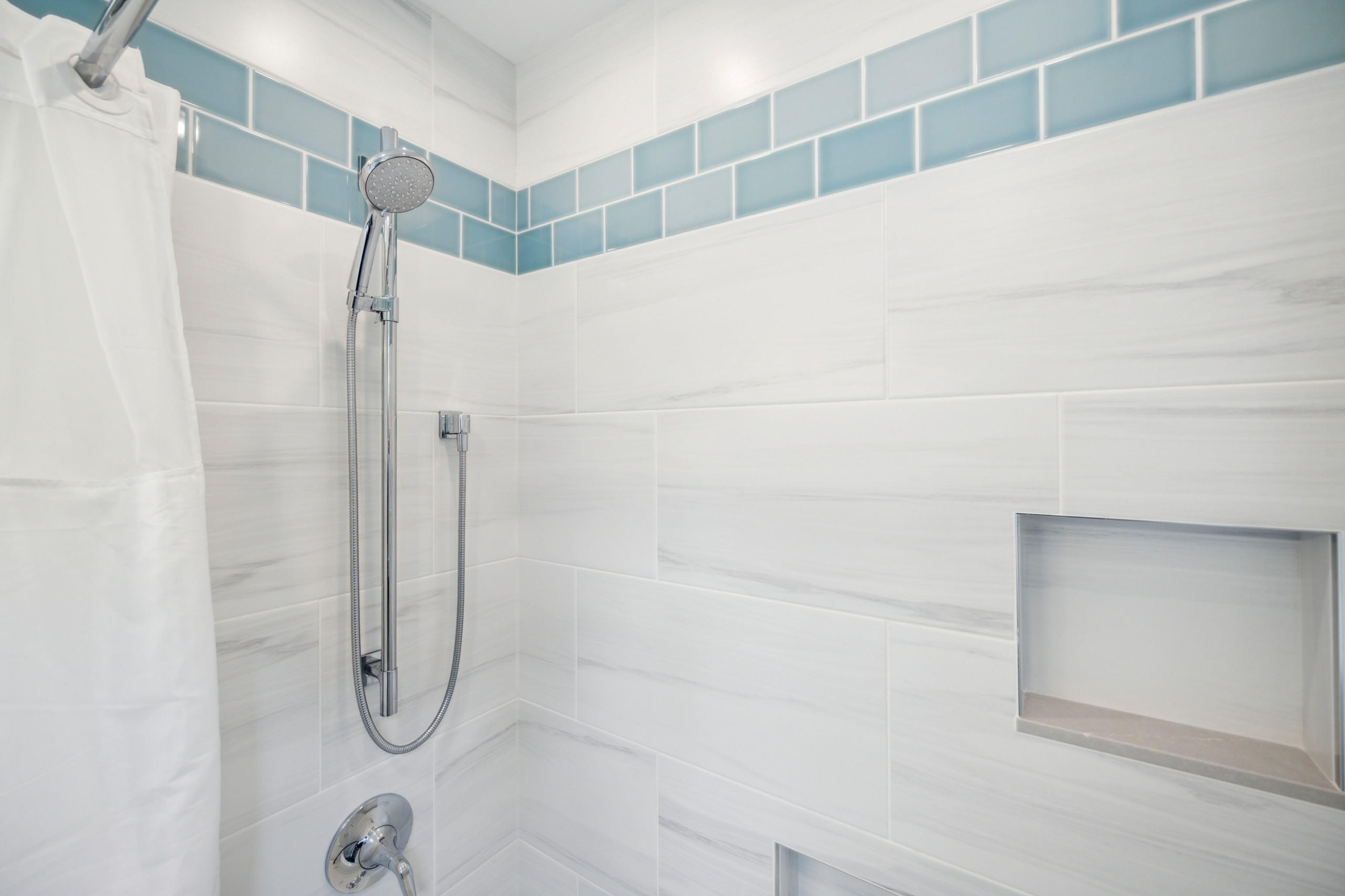 Fresh and Clean Hall Bath