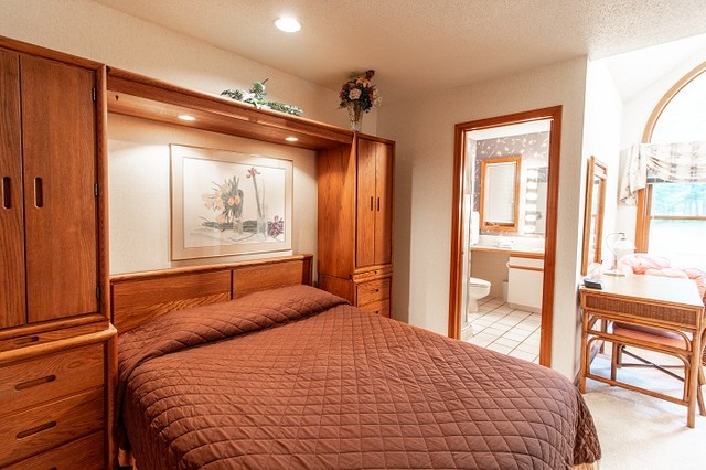 Full Condo Renovation: Basic 80's to Rustic Transitional 