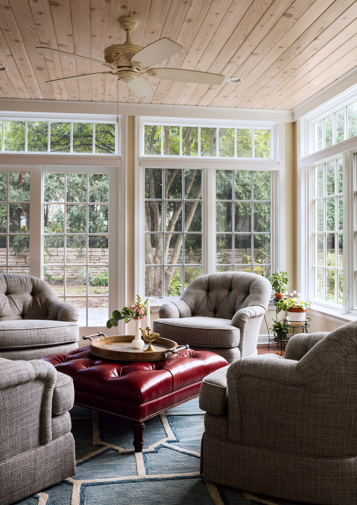 Traditional sunroom in Milwaukee with a standard ceiling.