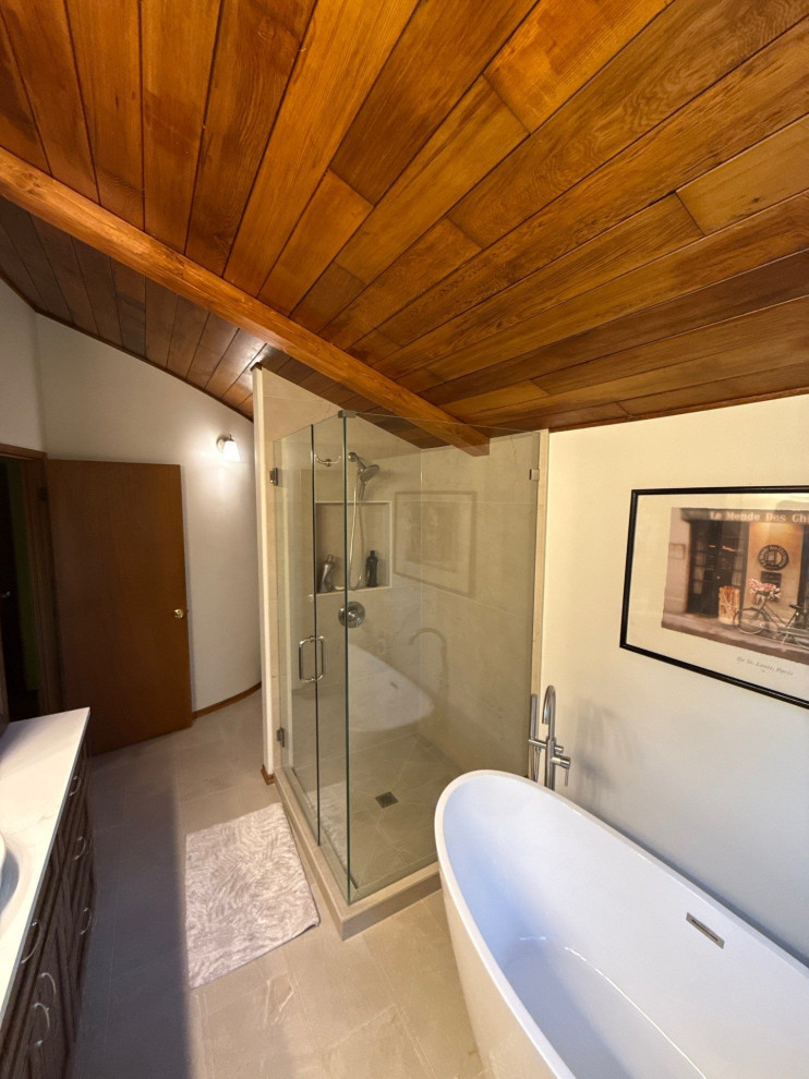 Everett - Master Bathroom