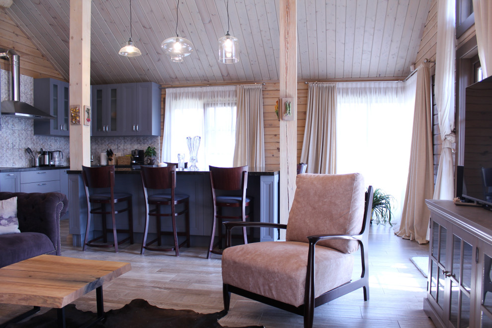 Дом из бруса в стиле шале.